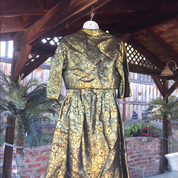 True Vintage Metallic 2 Piece Dress Set. - Picture 2 of 9